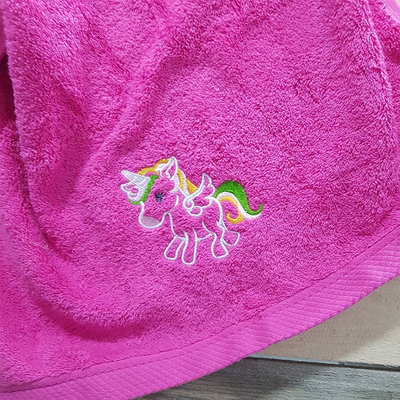 toalla unicornio rosa