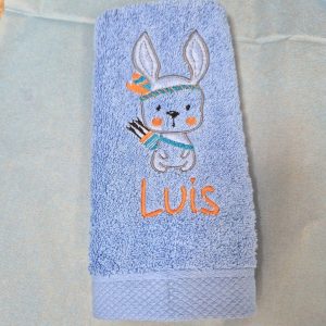 Toalla bordada Azul Guardería - Colección Conejo