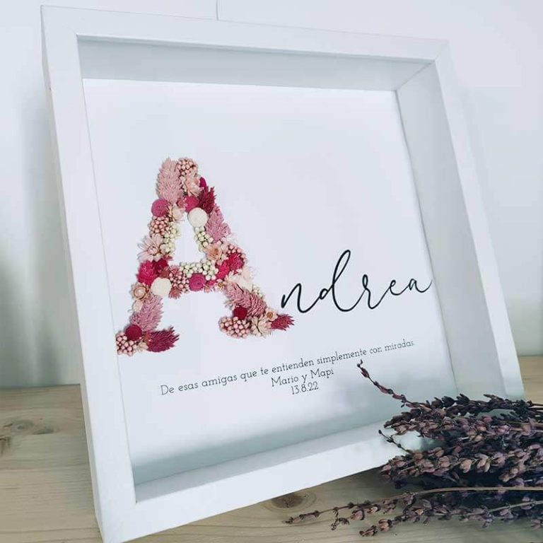 marco-inicial-con-flores-preservadas-regalos-con-flores-preservadas