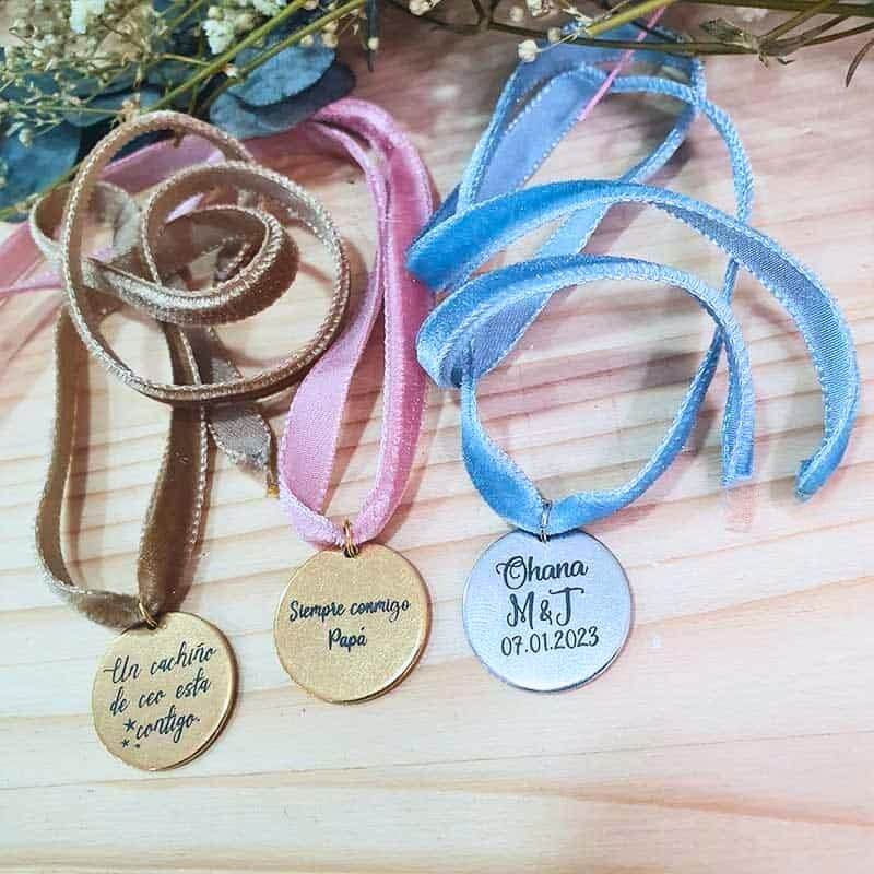 Medalla Personalizada para Ramo de Novia - Imagen 14