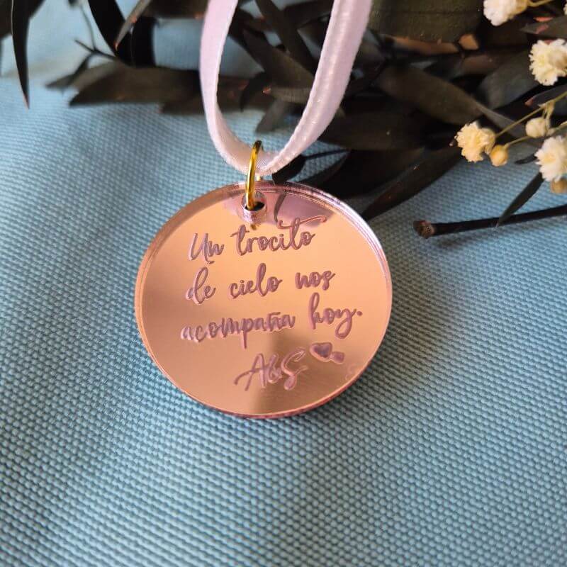 Medalla Espejo Personalizada para Ramo de Novia - Imagen 10