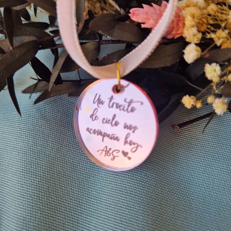 Medalla Espejo Personalizada para Ramo de Novia - Imagen 9