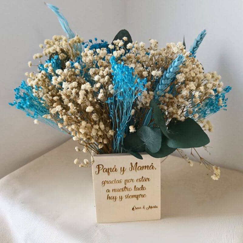 Cajita de madera con flores preservadas personalizada - Imagen 14