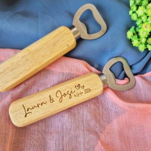Abridor de Botellas de Madera Grabados - Modelo Boda